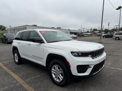 Used 2023  Jeep Grand Cherokee Laredo 4x4 at G&period;O&period; Crivelli Autmotive Inc&period; near New Castle&comma; PA