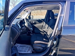 Used 2021  Jeep Renegade Latitude 4x4 at G.O. Crivelli Autmotive Inc. near New Castle, PA