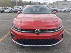 Used 2025  Volkswagen Jetta SE Auto at G&period;O&period; Crivelli Autmotive Inc&period; near New Castle&comma; PA