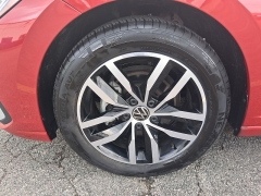 Used 2025  Volkswagen Jetta SE Auto at G&period;O&period; Crivelli Autmotive Inc&period; near New Castle&comma; PA