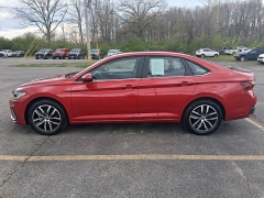 Used 2025  Volkswagen Jetta SE Auto at G&period;O&period; Crivelli Autmotive Inc&period; near New Castle&comma; PA