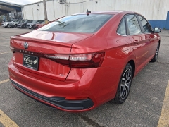 Used 2025  Volkswagen Jetta SE Auto at G&period;O&period; Crivelli Autmotive Inc&period; near New Castle&comma; PA