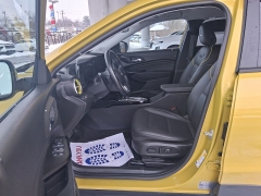 Used 2024  Chevrolet Trax FWD 4dr ACTIV at G&period;O&period; Crivelli Autmotive Inc&period; near New Castle&comma; PA