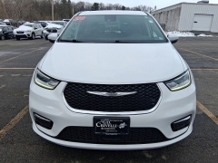 Used 2023  Chrysler Pacifica Touring L FWD at G&period;O&period; Crivelli Autmotive Inc&period; near New Castle&comma; PA