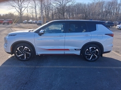 Used 2024  Mitsubishi Outlander Plug-In Hybrid SE Ralliart S-AWC at G&period;O&period; Crivelli Autmotive Inc&period; near New Castle&comma; PA