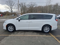 Used 2023  Chrysler Pacifica Touring L FWD at G&period;O&period; Crivelli Autmotive Inc&period; near New Castle&comma; PA