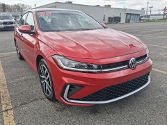 Used 2025  Volkswagen Jetta SE Auto at G&period;O&period; Crivelli Autmotive Inc&period; near New Castle&comma; PA