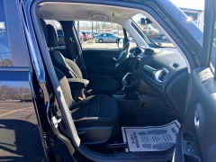 Used 2021  Jeep Renegade Latitude 4x4 at G.O. Crivelli Autmotive Inc. near New Castle, PA