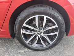 Used 2025  Volkswagen Jetta SE Auto at G&period;O&period; Crivelli Autmotive Inc&period; near New Castle&comma; PA