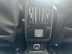 Used 2024  Jeep Compass Limited 4x4 at G&period;O&period; Crivelli Autmotive Inc&period; near New Castle&comma; PA