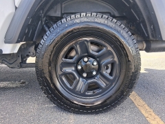 Used 2021  Jeep Gladiator Sport 4x4 at G.O. Crivelli Autmotive Inc. near New Castle, PA