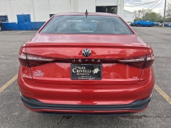 Used 2025  Volkswagen Jetta SE Auto at G&period;O&period; Crivelli Autmotive Inc&period; near New Castle&comma; PA