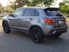 New 2019  Mitsubishi Outlander Sport 2&period;0 at Promax Motors near Davenport&comma; IA