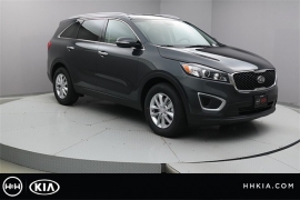New 2018  Kia Sorento 4d SUV FWD LX at Promax Motors near Davenport, IA