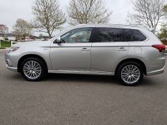 New 2019  Mitsubishi Outlander Plug-In Hybrid 4d SUV AWC GT at Promax Motors near Davenport, IA