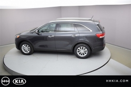 New 2018  Kia Sorento 4d SUV FWD LX V6 at Promax Motors near Davenport, IA