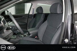 New 2018  Kia Sorento 4d SUV FWD LX at Promax Motors near Davenport, IA