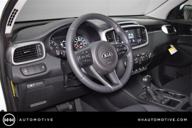 New 2018  Kia Sorento 4d SUV AWD LX at Promax Motors near Davenport, IA