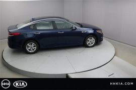 New 2018  Kia Optima 4d Sedan LX at Promax Motors near Davenport, IA