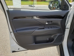 New 2019  Mitsubishi Outlander 4d SUV FWD SE at Promax Motors near Davenport, IA