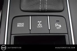 New 2018  Kia Sorento 4d SUV AWD SX Limited at Promax Motors near Davenport, IA