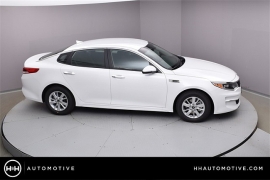 New 2018  Kia Optima 4d Sedan LX at Promax Motors near Davenport, IA
