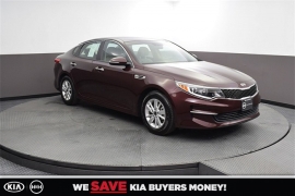 New 2018  Kia Optima 4d Sedan LX at Promax Motors near Davenport, IA
