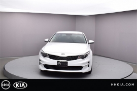 New 2018  Kia Optima 4d Sedan LX at Promax Motors near Davenport, IA