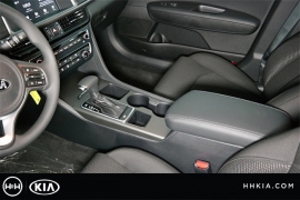 New 2018  Kia Optima 4d Sedan LX at Promax Motors near Davenport, IA