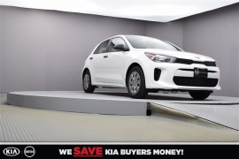 New 2018  Kia Rio 5-Door 5d Hatchback LX 6spd at Promax Motors near Davenport, IA