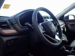 New 2018  Honda CR-V 4d SUV AWD EX at Promax Motors near Davenport, IA