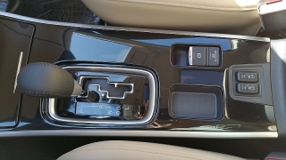 New 2019  Mitsubishi Outlander 4d SUV FWD SE at Promax Motors near Davenport, IA