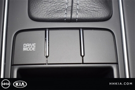 New 2018  Kia Sorento 4d SUV FWD LX at Promax Motors near Davenport, IA