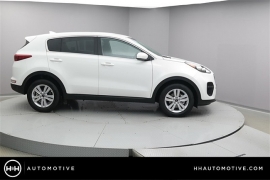 New 2018  Kia Sportage 4d SUV FWD LX at Promax Motors near Davenport, IA