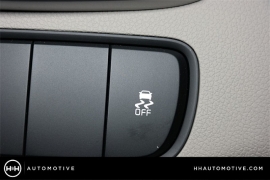 New 2018  Kia Sorento 4d SUV AWD LX at Promax Motors near Davenport, IA