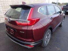 New 2018  Honda CR-V 4d SUV AWD LX at Promax Motors near Davenport, IA