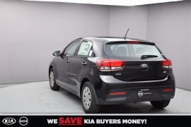 New 2018  Kia Rio 5-Door 5d Hatchback LX Auto at Promax Motors near Davenport, IA