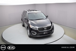 New 2018  Kia Sorento 4d SUV FWD LX at Promax Motors near Davenport, IA