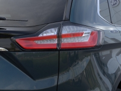 New 2020  Ford Edge 4d SUV AWD Titanium at Promax Motors near Davenport, IA