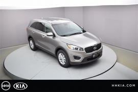 New 2018  Kia Sorento 4d SUV FWD LX at Promax Motors near Davenport, IA