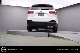 New 2018  Kia Sorento 4d SUV AWD LX at Promax Motors near Davenport, IA