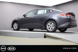 New 2018  Kia Optima 4d Sedan LX at Promax Motors near Davenport, IA
