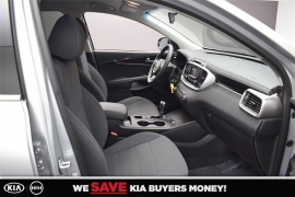 New 2018  Kia Sorento 4d SUV AWD LX V6 at Promax Motors near Davenport, IA