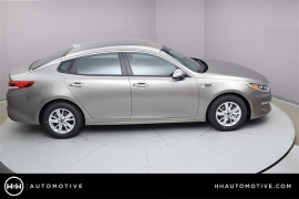 New 2018  Kia Optima 4d Sedan LX at Promax Motors near Davenport, IA