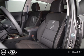 New 2018  Kia Sportage 4d SUV FWD LX w/Popular Pkg at Promax Motors near Davenport, IA