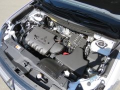 New 2019  Mitsubishi Outlander 4d SUV AWC SE at Promax Motors near Davenport, IA