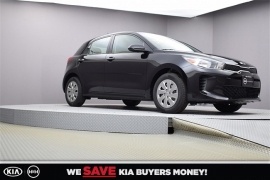 New 2018  Kia Rio 5-Door 5d Hatchback LX Auto at Promax Motors near Davenport, IA
