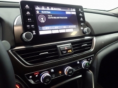 New 2018  Honda Accord Sedan 4d Touring 1&period;5L at Promax Motors near Davenport&comma; IA