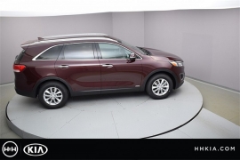 New 2018  Kia Sorento 4d SUV AWD LX at Promax Motors near Davenport, IA