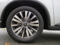 New 2019  Mitsubishi Outlander 4d SUV AWC SE at Promax Motors near Davenport, IA